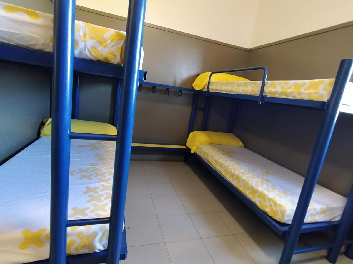 L'Espluga De Francoli Xanascat Hostel Luaran gambar